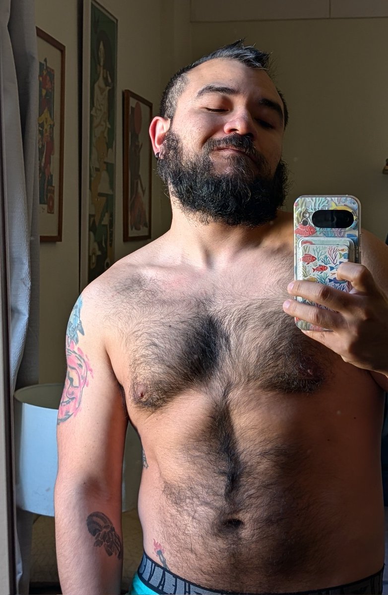 gamerwerbear_'s tweet photo. Week's almost complete https://t.co/tmMTrGH2RV