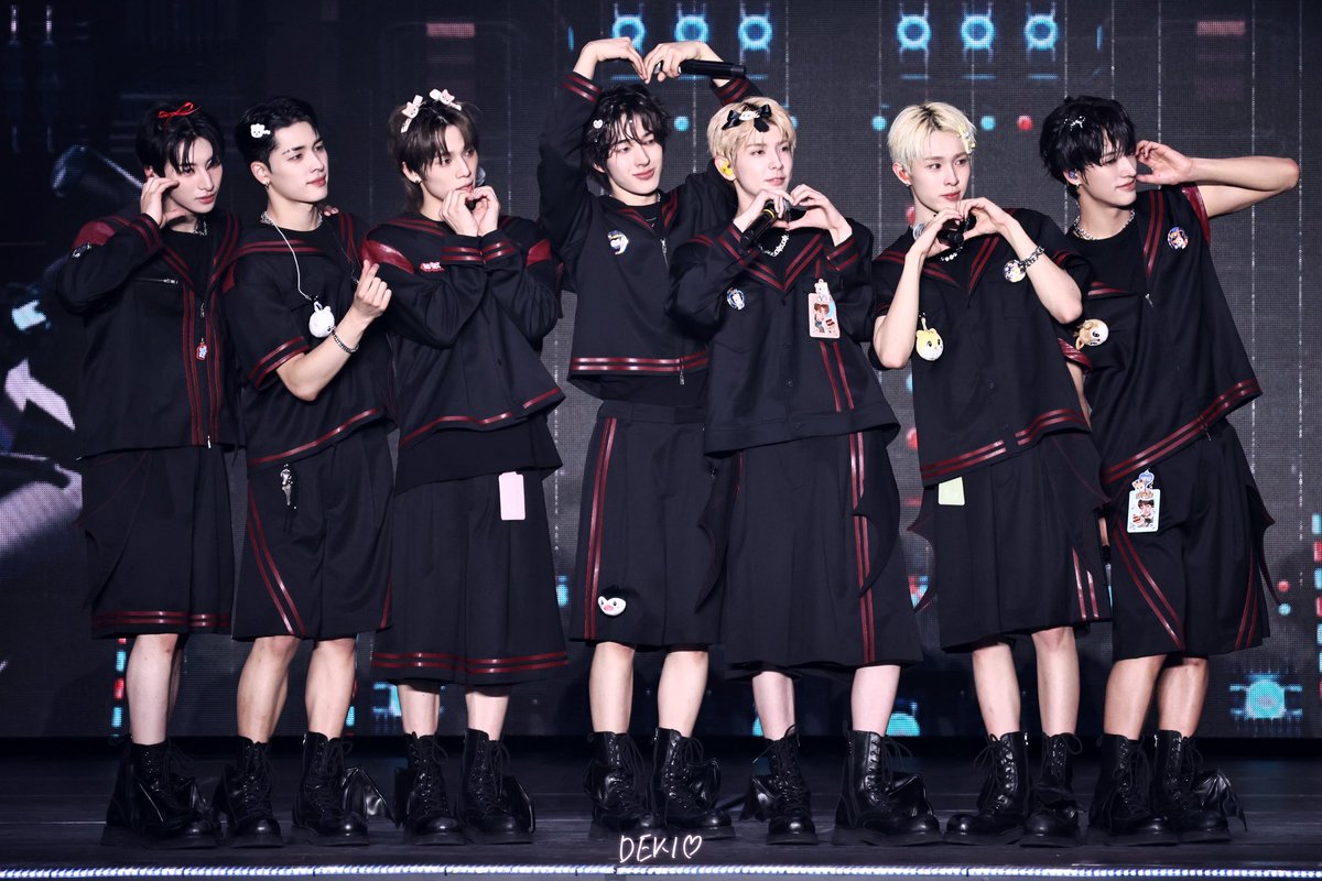 Ddddeki00's tweet photo. 20260612 NEXZ LIVETOUR 2026 
in OSAKA

#NEXZ 
#넥스지 
#ネクスジ https://t.co/mk3HNpJoip