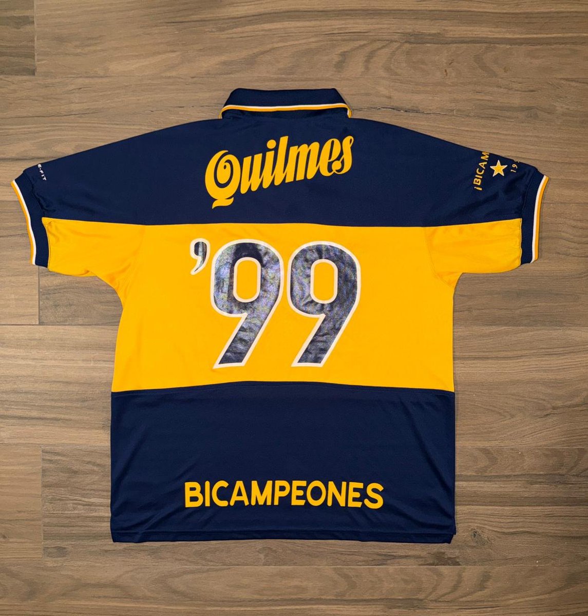 Crm95__'s tweet photo. @marto_m3 '99 bicampeones INMACULADA.
$479.999 talle XL 
Almagro, capital federal https://t.co/EtazW0Tw2b