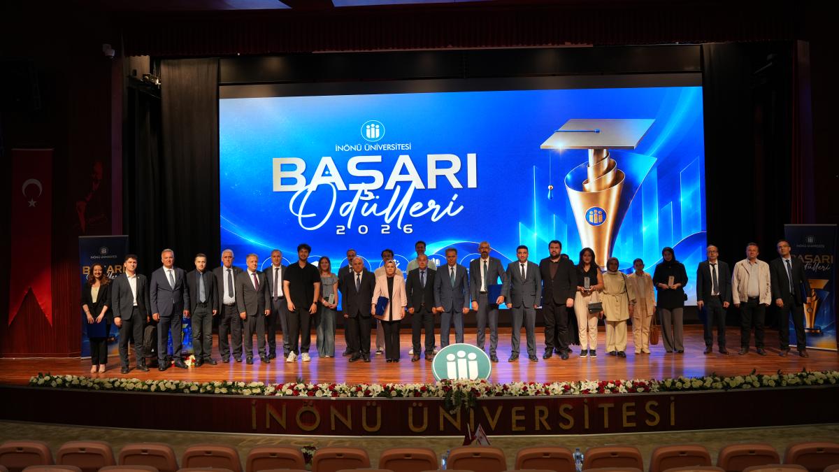 arapgirbld's tweet photo. HEMŞEHRİMİZ PROF. DR. ALİ ADNAN HAYALOĞLU’NA İNÖNÜ ÜNİVERSİTESİ’NDEN BAŞARI ÖDÜLÜ

https://t.co/avXuXBhYFl https://t.co/LRUHqagv3S