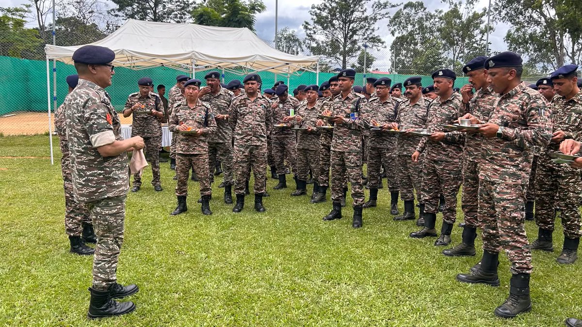 tiger69bn's tweet photo. Sh. S. A. Rojan Zimik, Commandant, 69 Bn #CRPF, convened a Sainik Sammelan to address the welfare and concerns of jawans, strengthening communication, morale and camaraderie within the Force. 🇮🇳 #CRPFIndia #SainikSammelan #mnp_2018 https://t.co/wy1Npsihee