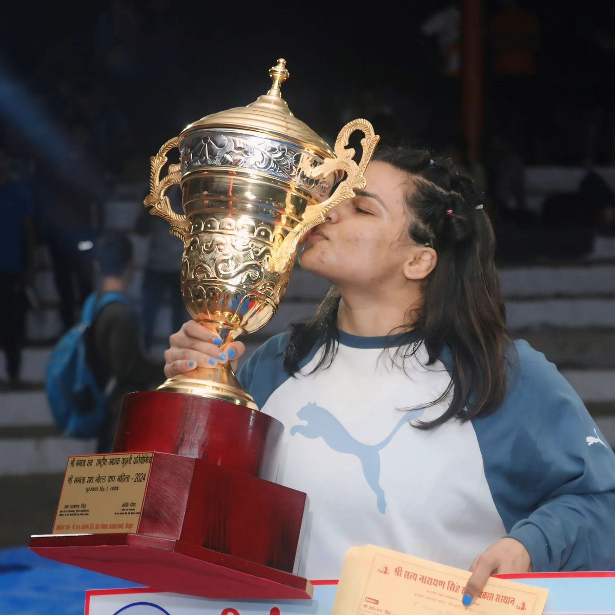 HumansofHind's tweet photo. "Today, when I stand on international podiums with medals around my neck, I don't just see personal victories. I see my mother's hard work, my father's unwavering belief, and my brother's selfless sacrifice reflected in every achievement..." - @DivyaWrestler 
#humansofhindustan https://t.co/2Hp0oKkrTc