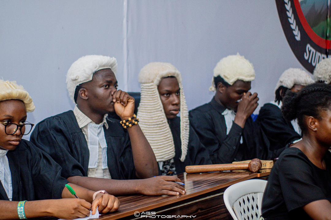 Emmymouthpiece's tweet photo. Yesterday marked the end of the FUTASU Judicial Council 2025/26 Parliamentary Session,where I had the privilege of serving as a Senior Justice.
The tenure may have ended,but the lessons, growth,and impact continue.

Congratulations to me on the successful completion of my tenure. https://t.co/bt4N2zq91D