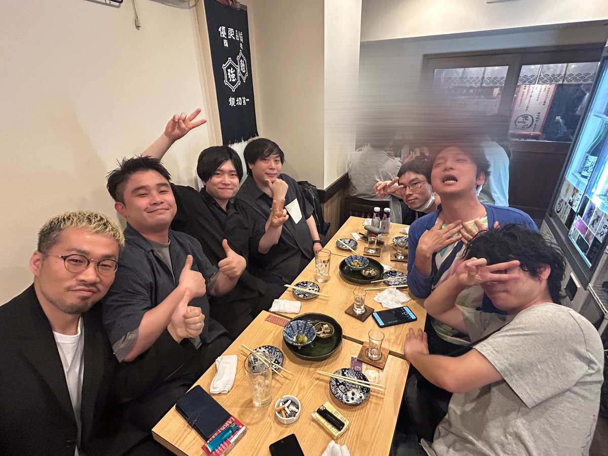 butyobutyo3's tweet photo. 玉木さんゲーム界隈ご一行がシュガラご来店の後、みんなで「とつぼ」さんに！
LOL元日本代表の貴重な話聞けて大興奮でした🔥

#四谷ポーカー https://t.co/N20UTwBCRJ