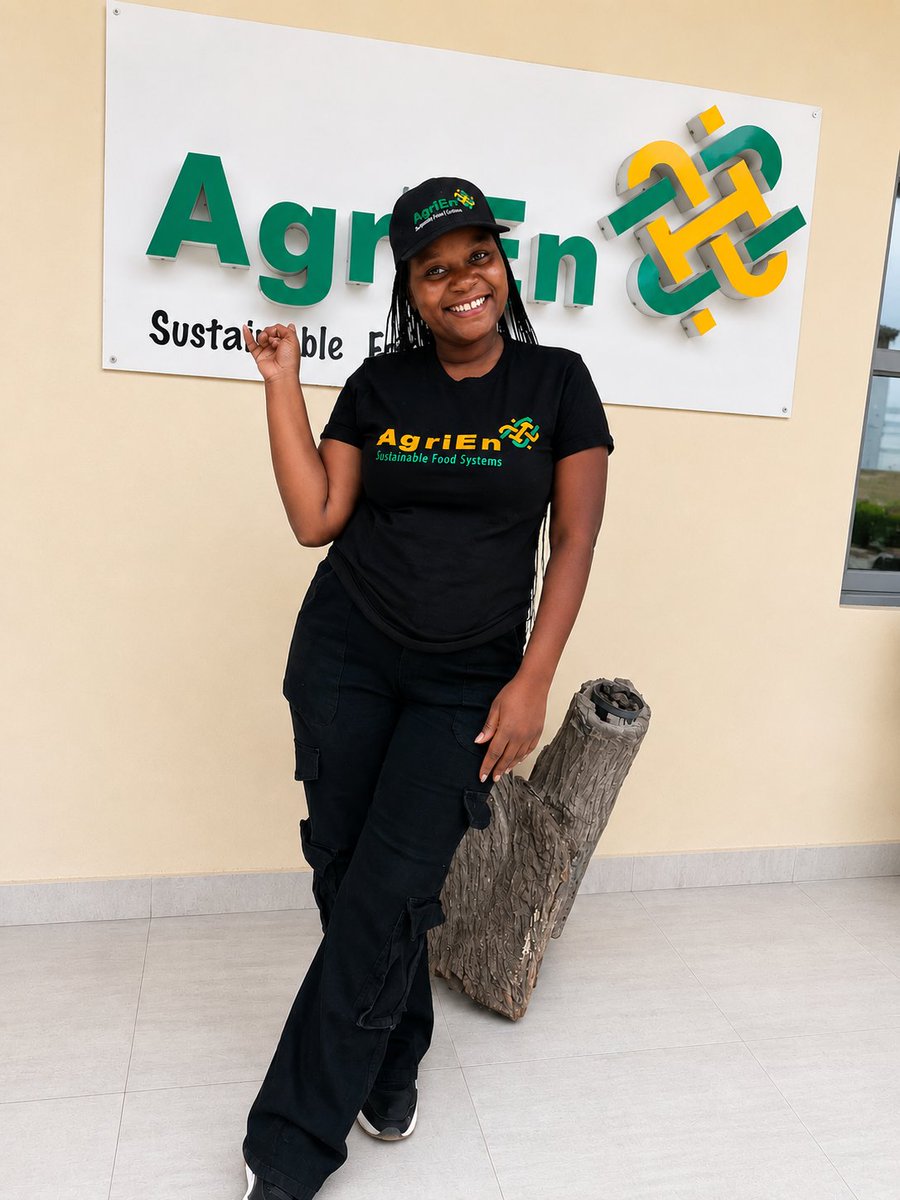 AgriEn_Network's tweet photo. Friday Agribusiness Challenge
AgriEn just called.
On the other end: 23,000+ farmers.
You can offer ONLY ONE solution:
🌱 Inputs 🚜 Mechanization 💰 Finance 📈 Markets 📱 Digital Solutions 🎓 Training 🤝 Something Else
What's your choice? 👇
#FridayChallenge #LastMileFarmer https://t.co/G2mboLrJJB