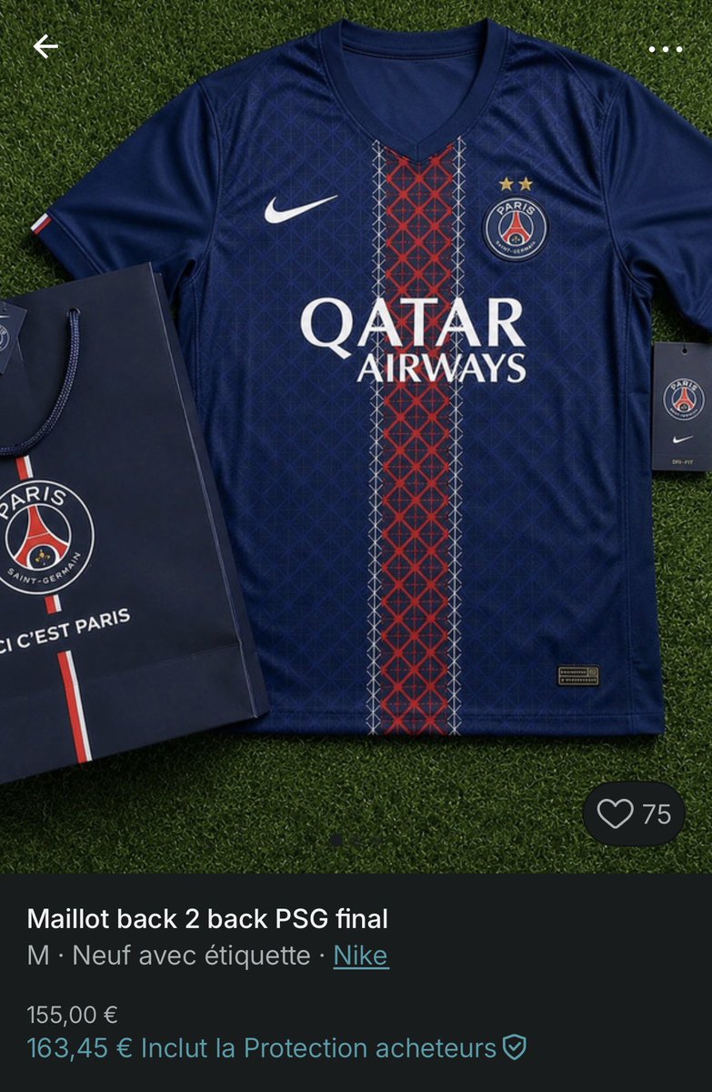 Romanhooo's tweet photo. Attention arnaque Vinted, le mec persiste à dire que c’est un vrai alors que non puis s’en vante qu’il va reussir à le vendre ce soir quand même.. goo signaler vite avant qu’une personne se fasse arnaquer svp #PSG https://t.co/GrdukmrkOO