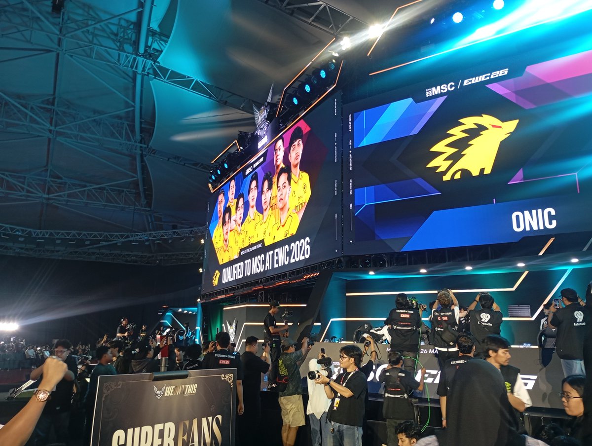 Txtmlbb_'s tweet photo. onic menjadi team pertama dari mpl Id yang akan ke paris!!!

goodluck @onic_esports https://t.co/PrpaYkhD5P