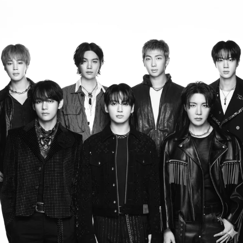 AboutMusicYT's tweet photo. Arirang by BTS has now surpassed 3 billion streams on Spotify.

It becomes the fastest kpop album to reach this milestone and the fastest album released this year overall. https://t.co/Lol8nQPKLr