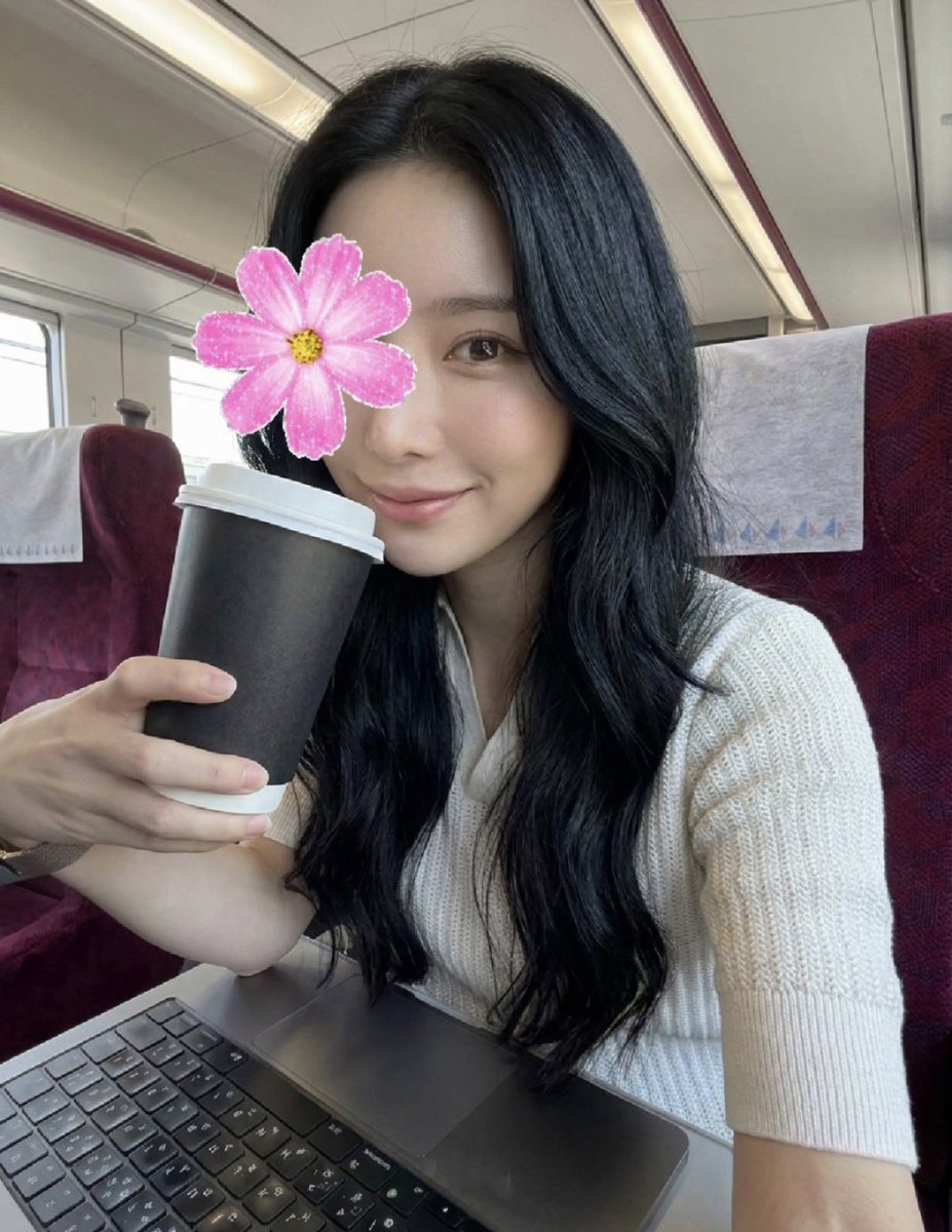 monami_desu's tweet photo. 5年くらい前にXで知り合ってからなかなか会うこともなくやり取り続いてた方とようやくお会いできた華金でした‼️

組織としてのあり方とマネジメント層に求めるものを話せてすごい脳内クリア〜+.*.。

仕事関係の人と会えてよかった⭐️

元気出たから明日も10時から頑張る❤️‍🔥

ということで中目黒にで待ってるねん🎵