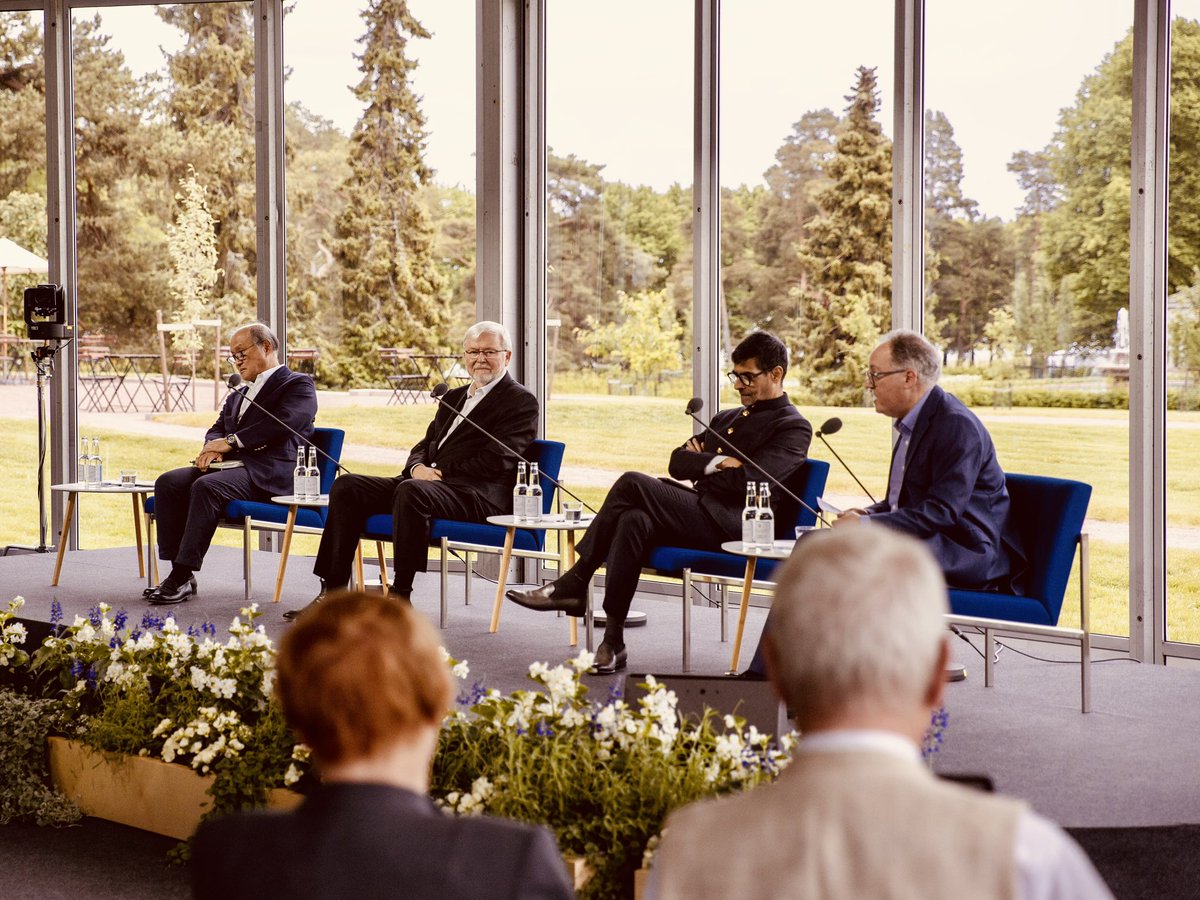 samirsaran's tweet photo. Delighted to speak at the #kultarantaTalks at the invitation of the President of Finland 🇫🇮 HE @alexstubb 

Excellent panel discussion with PM @MrKRudd, H.E Takeo Akiba, Senior Advisor to the Cabinet of Japan and engagingly moderated by @gideonrachman, FT 
@raisinadialogue https://t.co/DFqDAn29Un