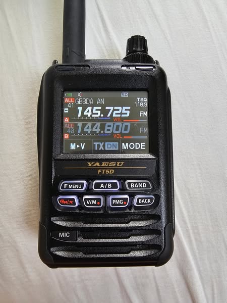 ThamesARG's tweet photo. This evening 12/06/26 at 20:00

TARG will hold our regular analog net on GB3DA User TX 145.125 MHz with CTCSS 110.9 Hz, RX 145.725 MHz. Join us if you can. All Licenced Radio Amateurs welcome.

https://t.co/zXSTaW8hUz https://t.co/w2bBX4VjqV