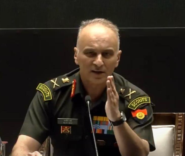 WarMonitorINTL's tweet photo. Lt Gen Rajiv Ghai is new Military Adviser to NSCS, first serving officer to be appointed to post https://t.co/bY0KotPHpB