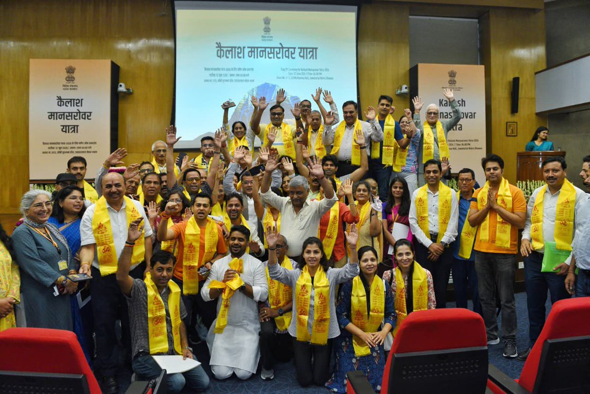 PmargheritaBJP's tweet photo. Delighted to flag off the first batch of pilgrims for the Kailash Manasarovar Yatra 2026.

Govt. of India, in close coordination with all stakeholder Ministries and State Governments, has worked to further enhance facilities and support for the yatris, ensuring a safe, smooth and comfortable pilgrimage experience.

सभी श्रद्धालुओं को सुरक्षित, मंगलमय एवं आध्यात्मिक रूप से समृद्ध यात्रा के लिए हार्दिक शुभकामनाएँ।

भगवान शिव की कृपा सभी यात्रियों पर बनी रहे तथा वे उन्हें उत्तम स्वास्थ्य, शक्ति और आध्यात्मिक संतोष प्रदान करें।

#हर_हर_महादेव

@PMOIndia
@MEAIndia