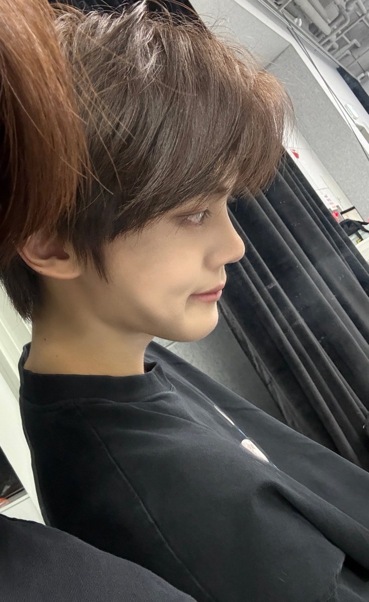 kgvtexts's tweet photo. 260612 🦌🐶💬 22:32 KST

- it’s done
- now i’m going to practiceee
- 📸 x 2
- about these, i’m worried you’d miss meㅎㅎㅎ
- these are the right side of my face though
- i think i’m just using both [sides] lately
- y/n might feel unfamiliar too
- ㅎㅎㅎㅎㅎ https://t.co/OUL2sWaGCb