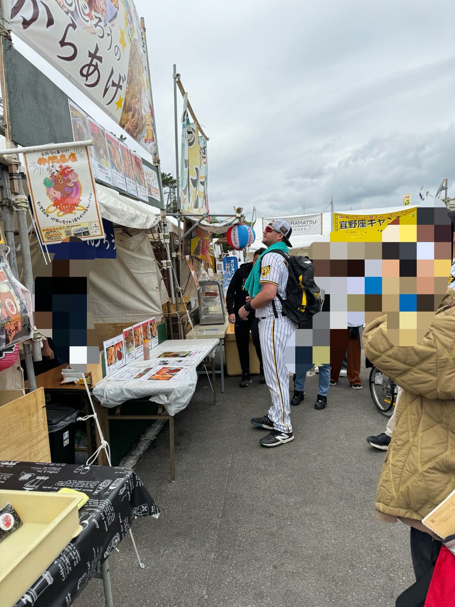 715129ss's tweet photo. 3年前？くらいのキャンプで突然現れた野生のノイジーでも見て元気出してこ✊🏻 https://t.co/jj4OIAuR76