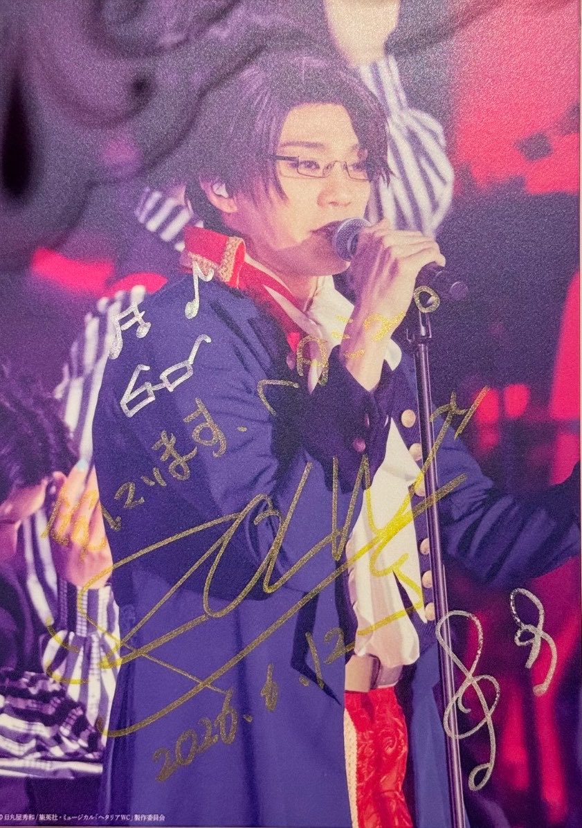 shan_nai50277's tweet photo. ROLWさんヘタミュミュ来たんですね✨
皆様の写真を拝見していて羨ましいなと思っていたのですが、よく見ると2枚目のコメントROLWさん…オースリアになってます😇3枚目は無理やりオーストリアにした感🤣
どれもこれも素敵なコメントです💓
#ヘタミュミュ #ROLW https://t.co/thcN7vjRfD