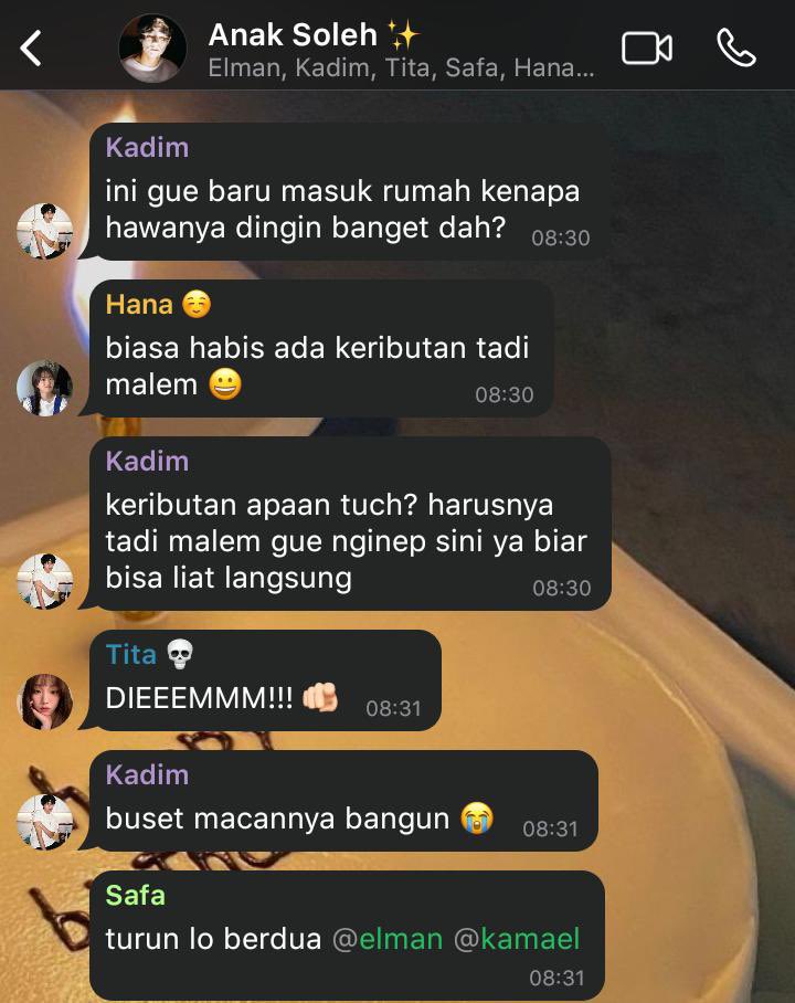 choocoothread's tweet photo. 027. kadim itu sepupu dari mama ona, terus safa sama elman sepupu dari aba avid. mereka semua deket banget dan sering nginep di rumahnya el (rumah el tuh ibaratnya kayak markas besar buat kumpul-kumpul gitu lah) dan karena jarak umur mereka yang gak begitu jauh… mereka gak ada yang manggil kakak ke yang lebih tua, tapi manggilnya pake nama langsung.