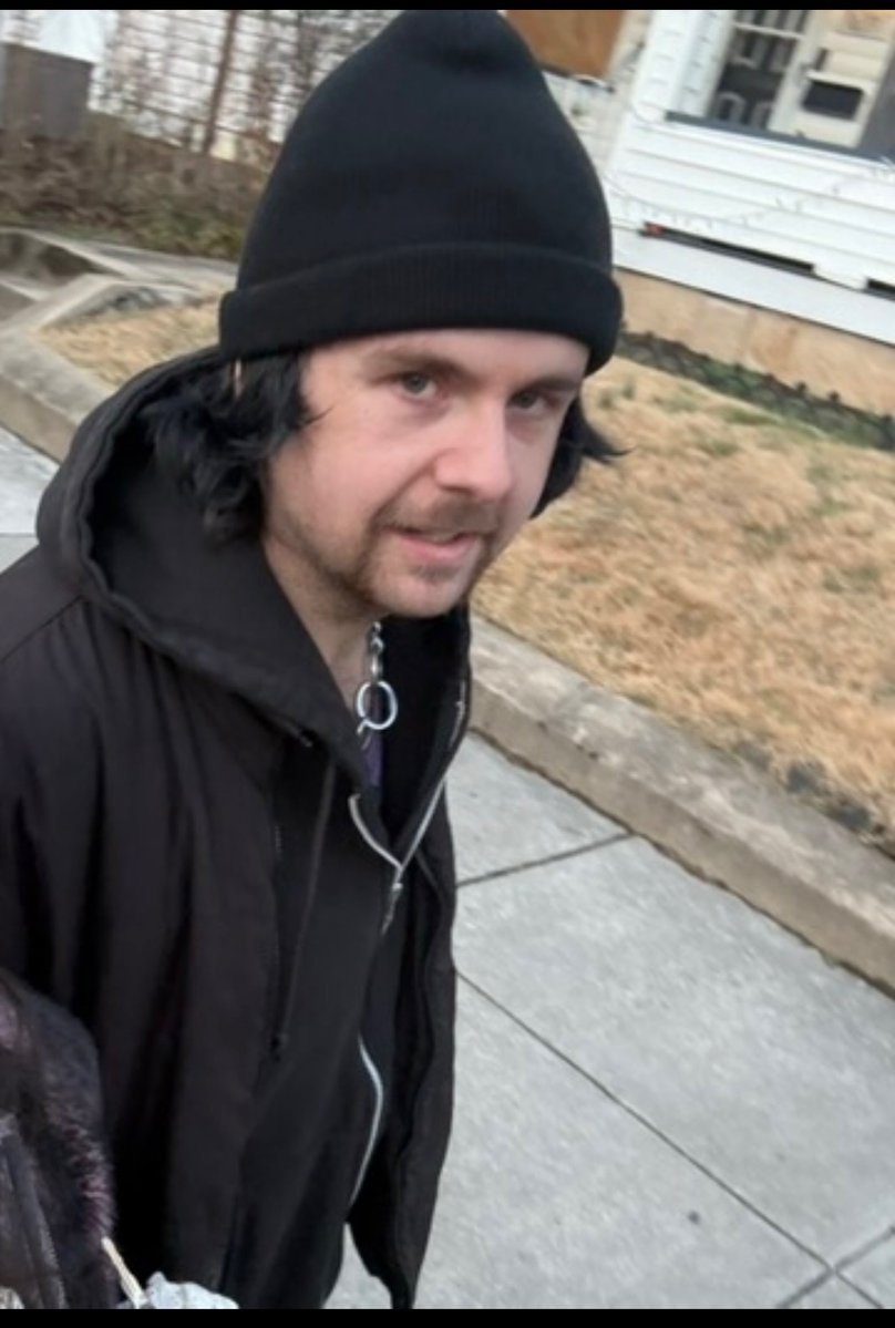BaltCoPolice's tweet photo. #Missing 34-year-old George Hylind (6'0 170lbs). Last seen in the Baltimore area. Unknown clothing description at this time. Anyone with information is asked to call 911 or 410-887-1820. #HelpLocate #BCoPD https://t.co/wlyx0E46Hv