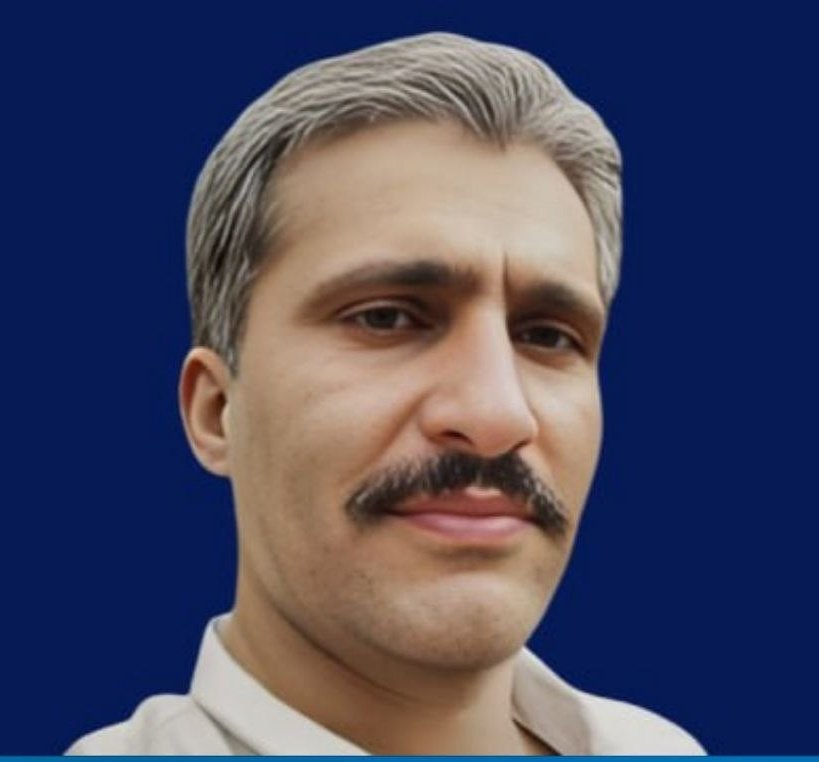 BADREZA_IR's tweet photo. 🆘⭐🆘خطر اعدام🆘به شدت کم ازش گفته شده🆘 ریتوییت کنید صداش باشیم 🆘🆘
هم میهن #روح‌الله_کرکی ۴۸ ساله اهل اندیمشک در ۱۴ تیر ماه جلوی چشمان دخترش توسط جلادان ج.ا بازداشت شد❗به اتهامات دروغ جاسوسی اسرائیل،عضو منافقین ، صدای این هم میهن باشید جانش در خطر است❗ 
#انقلاب_شیروخورشید https://t.co/WZ25Mwnvcp