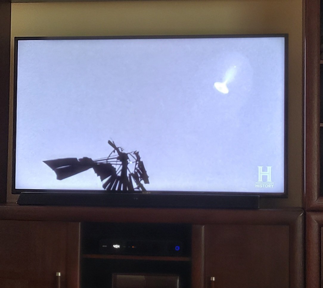 IrmaLois's tweet photo. I saved this Dec 2024 screenshot, Sea Bright, NJ Webcam.  Many posts said it was some kind of light distortion. Then, the other day, I saw this on the History Channel, The Proof is Out There, Alien Edition, and they showed this photo from Michigan 1966. Thoughts? https://t.co/t8y7TzhKQv