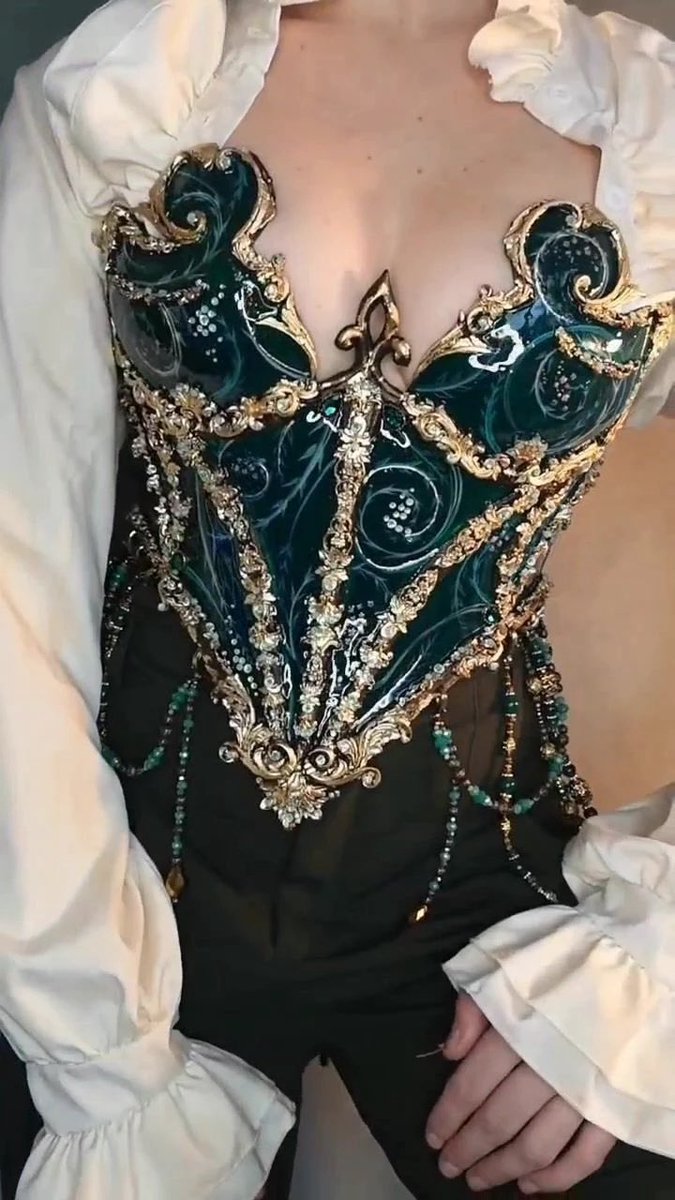 auroraavibe's tweet photo. Fairy corset inspo 🧚✨ 💖 https://t.co/38CoKwdB9l