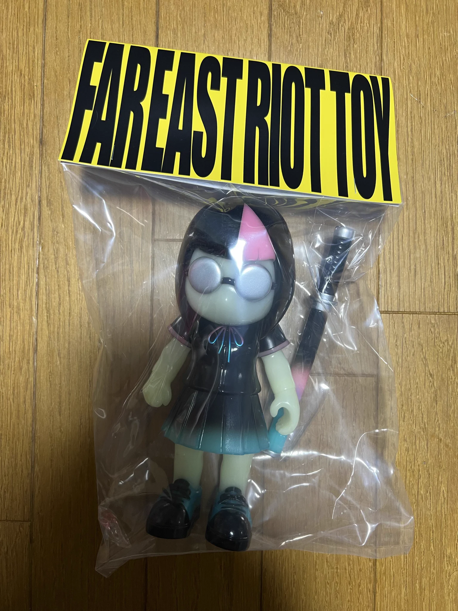 FAR EAST RIOT TOY (@_F_E_R_T_) / X