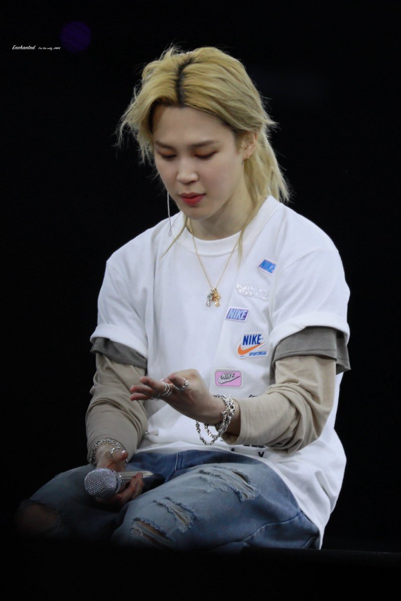 Enchanted 지민 🔮 tweet media