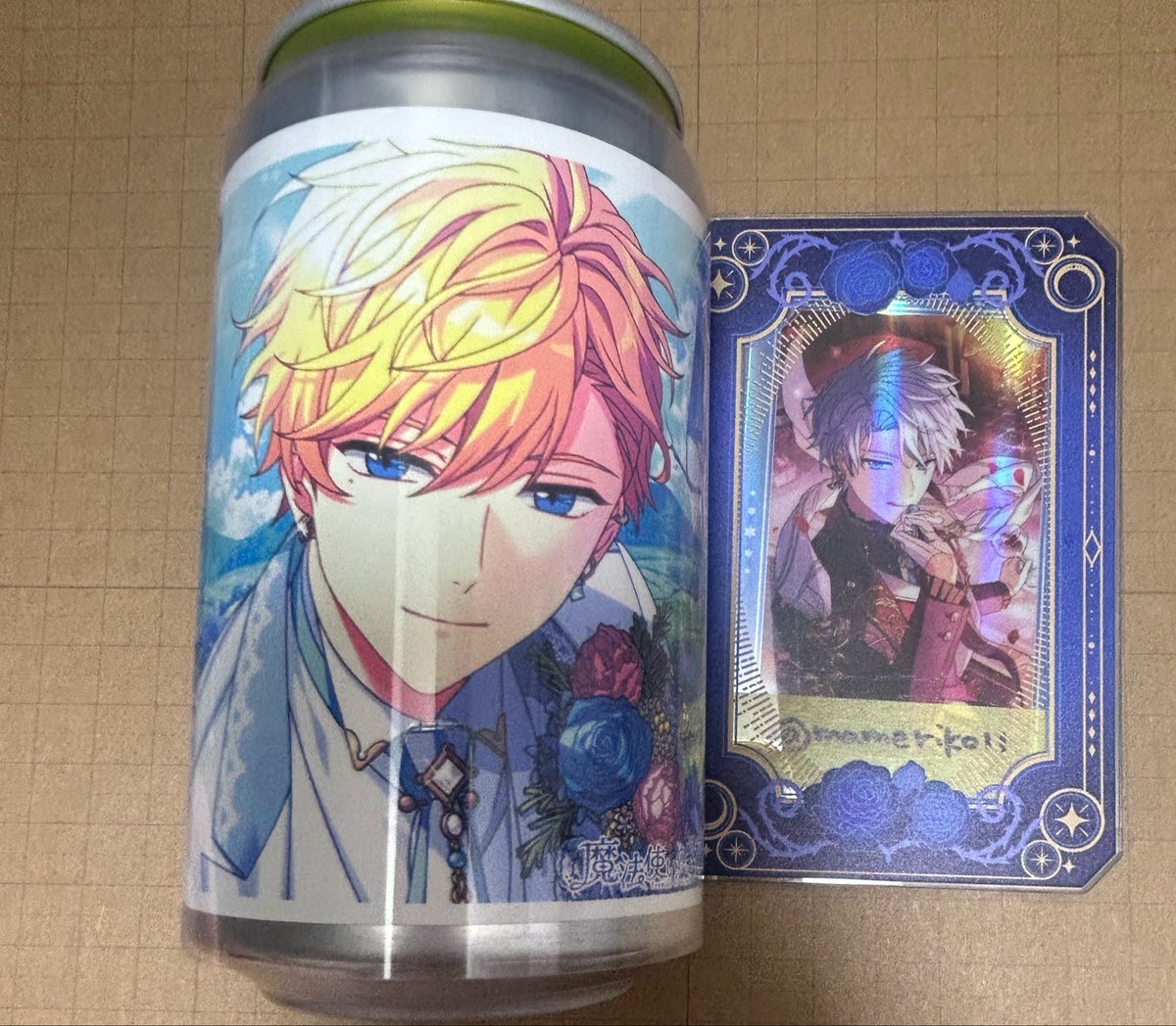 mameriko11's tweet photo. @1 【交換】魔法使いの約束 まほやく ラベル缶 ジュンブラ サントリー

譲）ヒースクリフ 

求）アーサー＞＞カイン

缶ごと池袋手渡しorラベルのみ郵送
アーサー（含む場合オズ）は買取も探しています。 https://t.co/phqLkXkJog