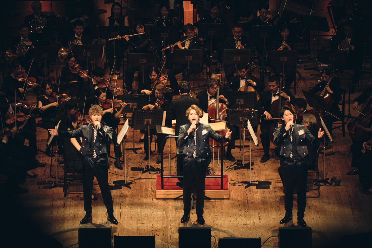 V_H_Miyahara's tweet photo. Billboard Classics LE VELVETS
Premium Symphonic Concert 2026
「Aourora」
東京公演も終える事ができました。
オーケストラの音のシャワーと満席のお客様に囲まれて幸せなひととき、本当にありがとうございました！
今回のゲストは新妻聖子 さん！
歌もトークもホントに最高✨
ありがとうございました！

オーケストラコンサートまたやりたい！
そして、秋はBillboard Live TOKYOでもお待ちしています🎵
#billboardclassics
#LEVELVETS
#佐藤隆紀
#日野真一郎
#宮原浩暢
#新妻聖子
#柴田真郁
#東京フィルハーモニー交響楽団
#すみだトリフォニーホール
