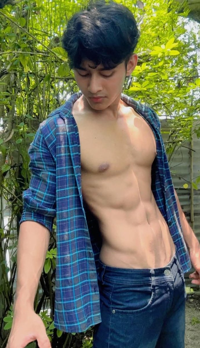 Arya Pratama tweet media