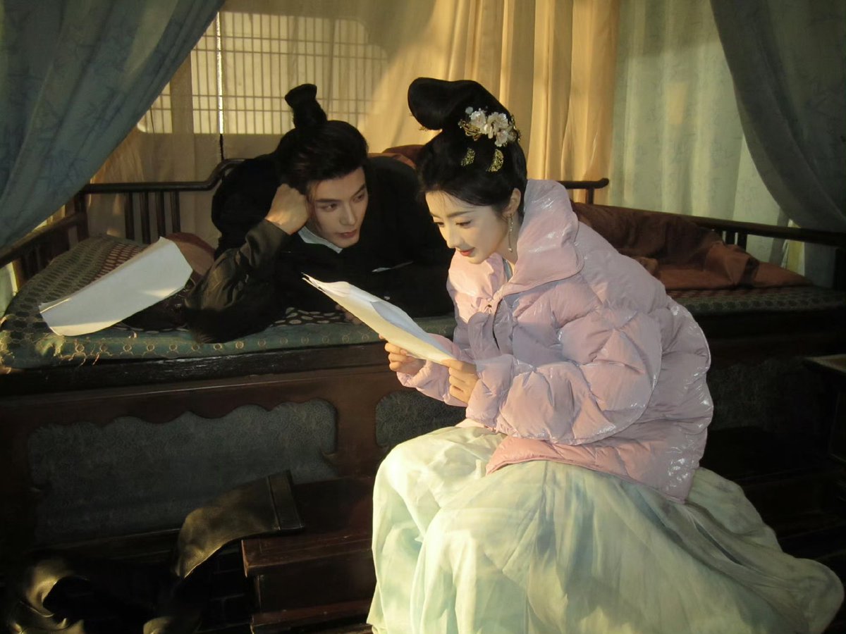 amor_diary's tweet photo. 크흠.. 재..합작… 재합작.. https://t.co/hVZ0iUiicK