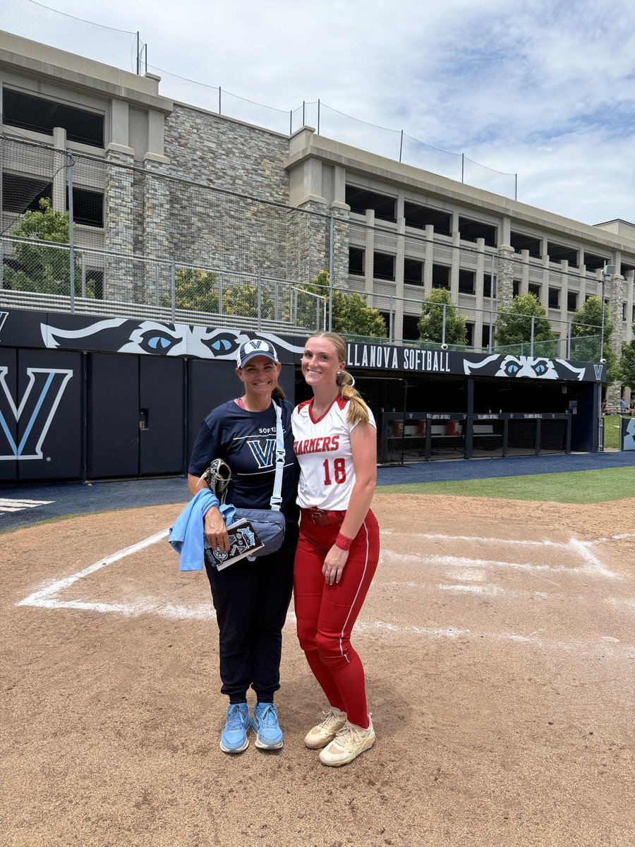 Nora_Lennon11's tweet photo. Had an amazing time at Villanova camp yesterday! Thank you Coach Orchard, Coach Fagan, and Coach Luety for having me! I hope to be back on Villanova’s beautiful campus again soon! Go Cat’s! 🥎
@bridgetorchard 
@gracefagan31 
@GLuety 

@CharmerSoftball 
@CoachRuss3 
@USAElite_Jen https://t.co/9q0J3IlmNX