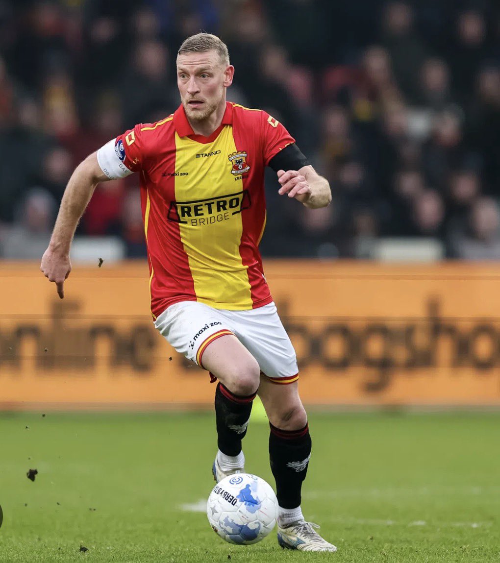 WFCGRONINGEN's tweet photo. FC #Groningen kijkt naar Joris #Kramer als vervanger van Dies #Janse 

De 29 jarige 🇳🇱 LCV van Go Ahead Eagles moet voor de nodige ervaring gaan zorgen 

- Er zou al een bod liggen in Deventer 

- We gaan erachter aan en hopen met exacte bedragen te komen #lowej #kowet https://t.co/ZqstbxOT72