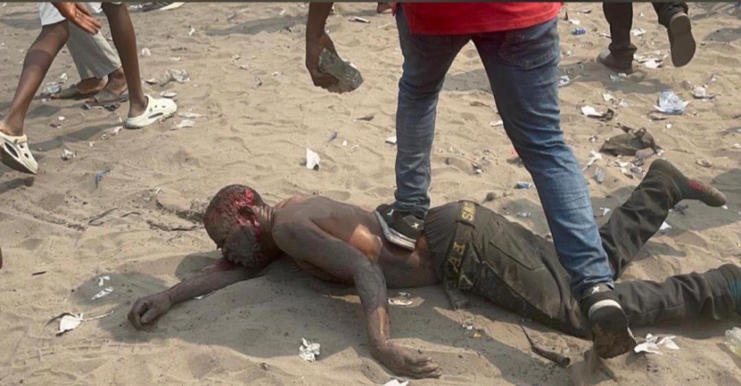 wembi_steve's tweet photo. #RDC: La vie humaine d’un congolais manifestant (opposant) qui lutte contre le changement de la constitution, contre le troisième mandat du président de la République démocratique du Congo, Félix Tshilombo Tshisekedi.  Photo prise aujourd’hui le 12 Juin 2026 à Kinshasa. https://t.co/SU2YdoSqco