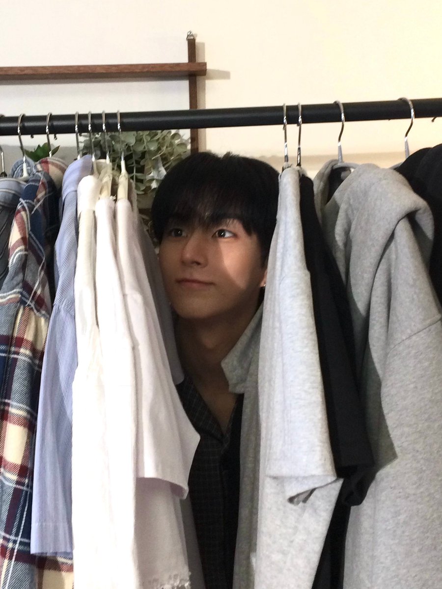 odeto1e's tweet photo. 오승민이라는 남자아이 생일 6월 한달로 하자.. https://t.co/sx7FH7dxZk