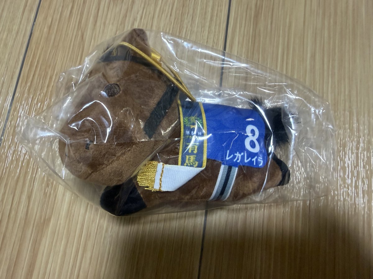 e__xiu__99's tweet photo. @muunuugi @a リプ失礼いたします。
D賞のレガレイラ所持しております。
同種のゴールドシップとの交換可能でしょうか？
仙台での手渡し希望です。
ご検討よろしくお願いいたします。 https://t.co/RvzfKtW5ug