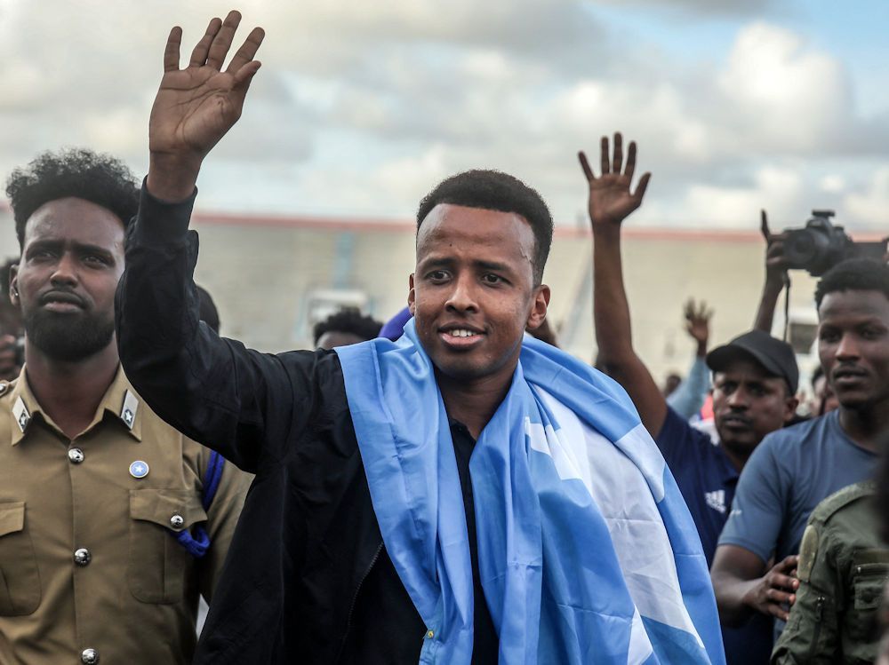 nationalpost's tweet photo. FIRST READING: Canada effusively welcomes rejected Somalian referee, before realizing alleged terror ties https://t.co/HtptKNOJqD https://t.co/LZInvSv0WQ