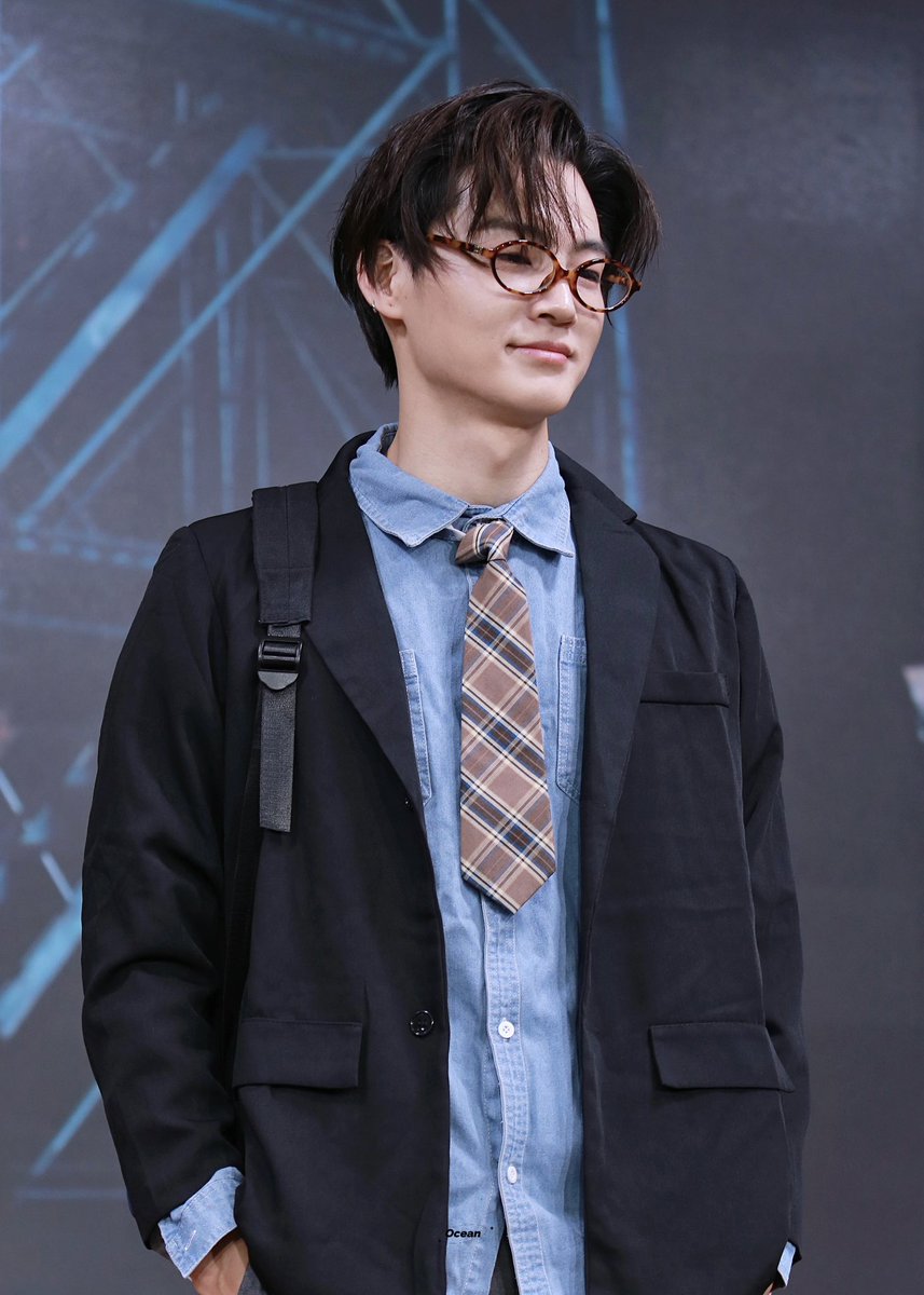 SeenbyOcean's tweet photo. 260612 블루드림미디어

#JAYB #제이비 #자봉주의
#TREE #Layback https://t.co/eBBJI3vIY8