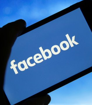 schwa80's tweet photo. Facebook is down globally. https://t.co/s7fcFrq4gR