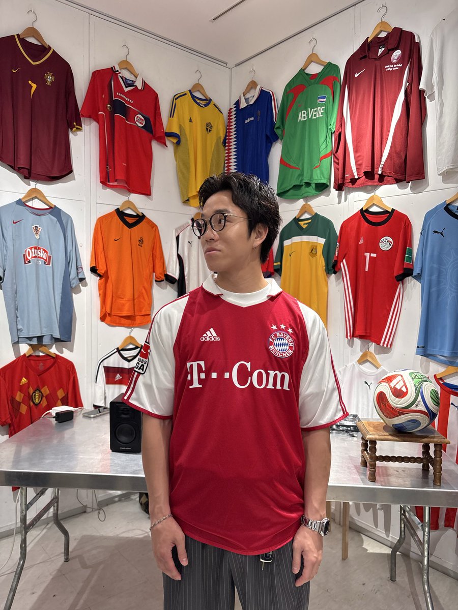 kicknaru's tweet photo. 明日6月13日(土)から渋谷PARCO4階にてPOP-UPイベントあります⚽️
めちゃくちゃ種類あるからサッカー好きは皆んな行ってみて⚽️
#ベッカム買うか死ぬほど悩みました https://t.co/seBunbgC9F
