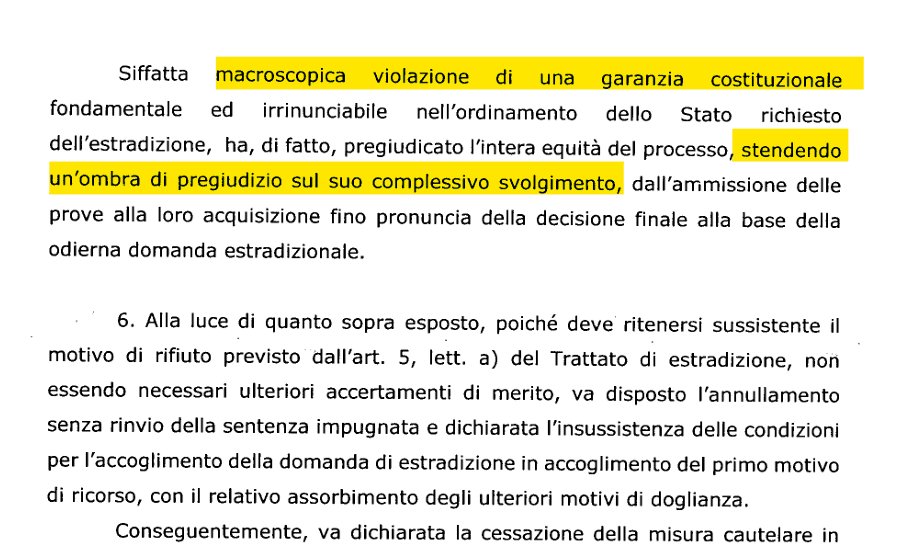 EnioViterbo's tweet photo. ⚠️⚠️⚠️

Sobre a decisão da Justiça italiana que expôs a parcialidade de Moraes e livrou Zambelli:

1- A corte italiana REJEITOU o argumento de que Moraes não foi pessoalmente atingido pelo crime da introdução do mandado de prisão fake no sistema do CNJ.

Esse é um argumento que o ministro Alexandre de Moraes usa para julgar os casos de seus adversários. Tudo é "contra a democracia" e ele é completamente imparcial para julgar os casos.

2- A qualidade de Moraes de ser investigador, promotor, juiz, carcereiro, também foi levantada pela corte italiana como evidência de falta de imparcialidade.

A corte evidencia isso pelo fato de que Moraes redigiu, ele mesmo, o mandado de prisão, o pedido de extradição e as informações sobre as condições da prisão "Colmeia" para a qual Zambelli seria enviada.

3- Aqui vem a pedrada: a corte italiana reconheceu a parcialidade de Moraes. 

No item 5.3 da decisão, os italianos dizem com todas as letras que existem MÚLTIPLOS/VÁRIOS indícios de falta de imparcialidade de Moraes.

Inclusive, os italianos dizem que, para a cooperação internacional, não basta que os Estados requerentes tenham garantias de um devido processo penal semelhantes ao direito italiano. É preciso que os Estados requerentes RESPEITEM essas garantias.

4- A Justiça italiana fala, mais de uma vez, que existiu uma MACROSCÓPICA VIOLAÇÃO DE GARANTIAS CONSTITUCIONAIS/DIREITO DE DEFESA, e isto projetou uma "sombra" de prejuízo sobre TODO o processo de Zambelli.

Conclusão: qualquer um que veja de fora e que não seja um fanático alexandrista consegue perceber que o ministro Alexandre de Moraes conduziu processos sem qualquer compromisso com o devido processo legal.