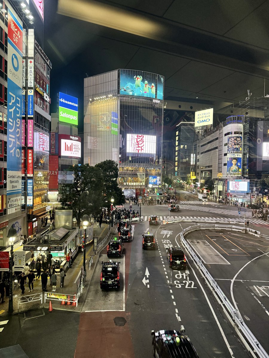 kATAyu__'s tweet photo. 渋谷での打上げ終了😄
帰りま〜す！ https://t.co/4m0BPNE9KN