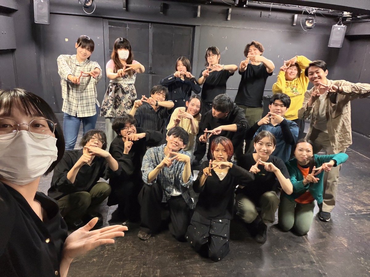 koco__5's tweet photo. 残席情報出てますヨ(*ᴗˬᴗ)
この前やるせないのコバルトとたすくが稽古見学来てくれました🎶🎶
もっともっといいものにしてくぞ〜〜
初日おすすめです✨✨ご予約まだまだお待ちしております(*^^*)

こむぎ扱い予約フォーム⤵︎⤵︎
https://t.co/W0Zlx2ZAlM https://t.co/yPVWmUsORw