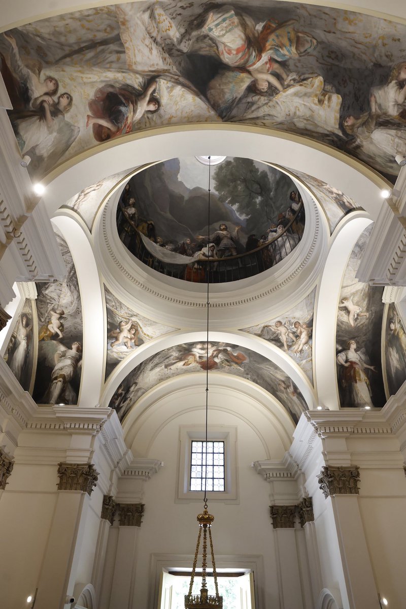 AlmeidaPP_'s tweet photo. La Ermita de San Antonio de la Florida reabre tras una importante actuación de conservación y mejora.

En plenas fiestas de San Antonio, es un momento ideal para visitar esta joya en Madrid, un espacio único con los frescos de Francisco de Goya, que vuelve a abrir sus puertas tras unos trabajos impulsados por Patrimonio Nacional en colaboración con el Ayuntamiento.