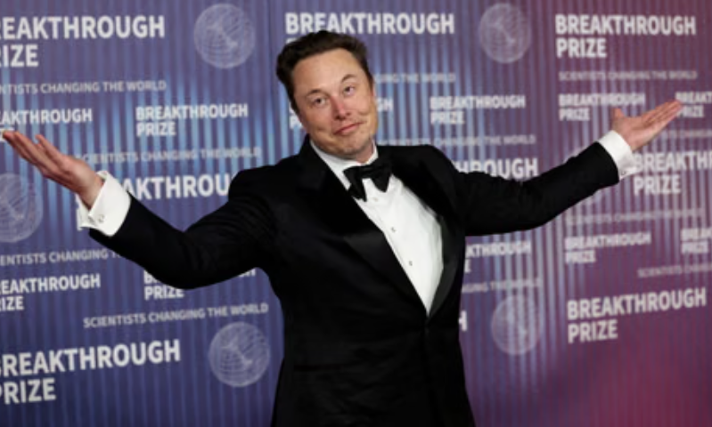 eldiariodedross's tweet photo. Elon Musk oficialmente el primer trillonario del planeta. https://t.co/CcUqBk1KUZ