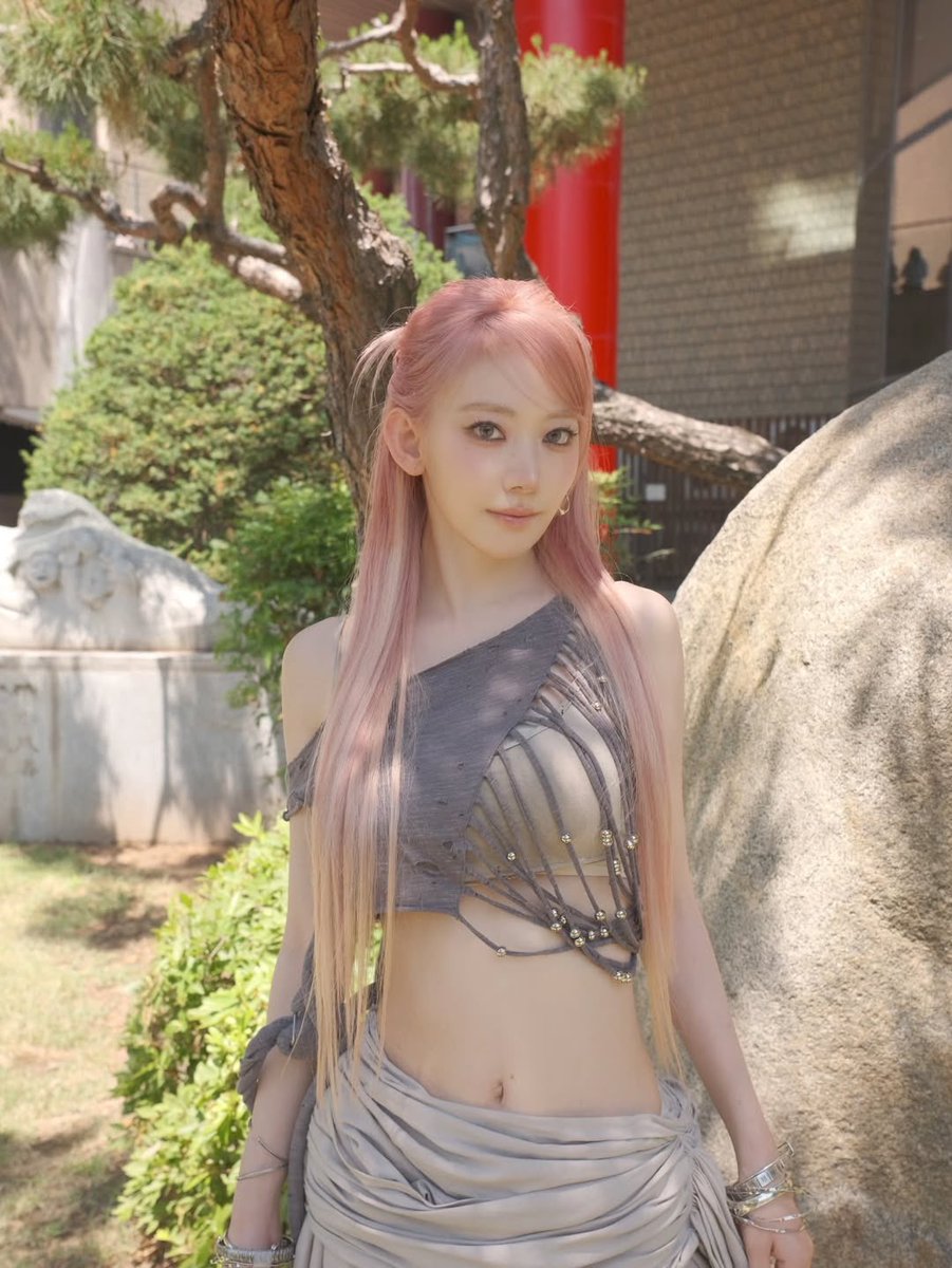 FsT8b's tweet photo. #사쿠라　#SAKURA　#ックラ
#宮脇咲良　#LESSERAFIM 
#ルセラフィム　#르세라핌 
#さくちゃん　#サクラ https://t.co/K7u7qqfcXG