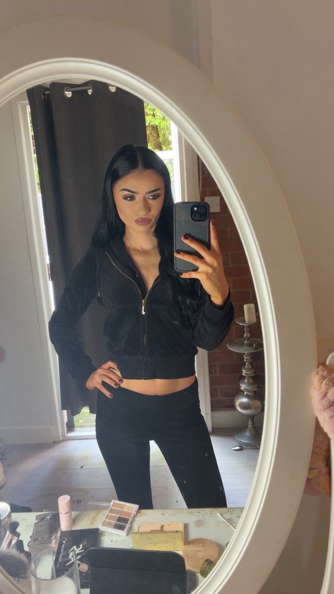 Queen S 👑 (@YourQueenSG) / Posts / X