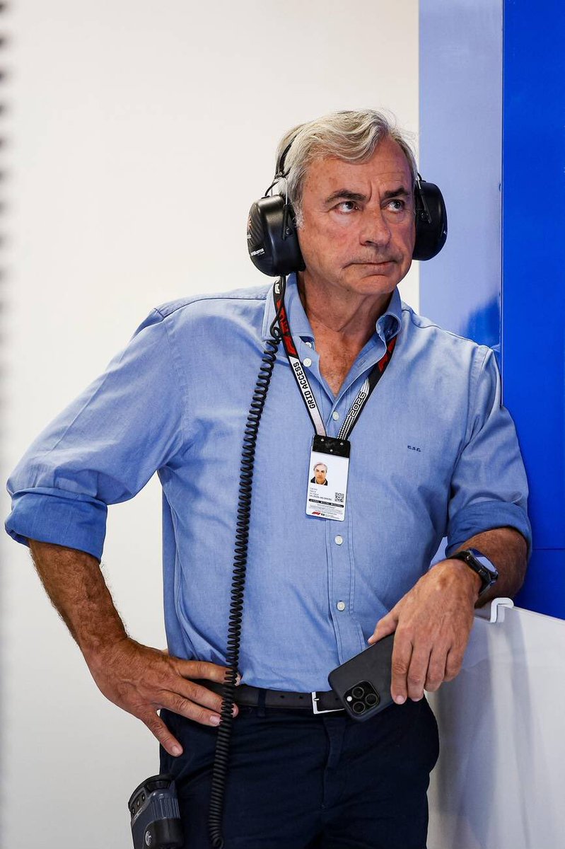 itsnotme_ari's tweet photo. my most honest reaction if i was inside that williams garage https://t.co/FY2VqbPmr0