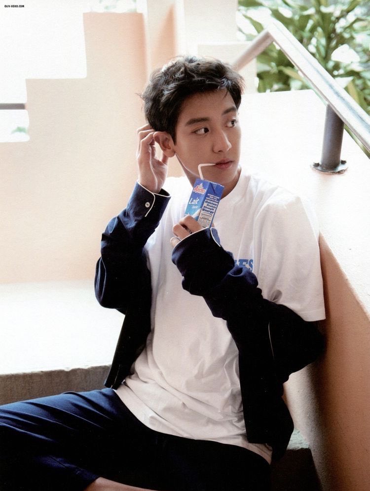 1992inlove's tweet photo. these photos were taken more than 10 years apart 🥹 https://t.co/m0cSE9zcnq