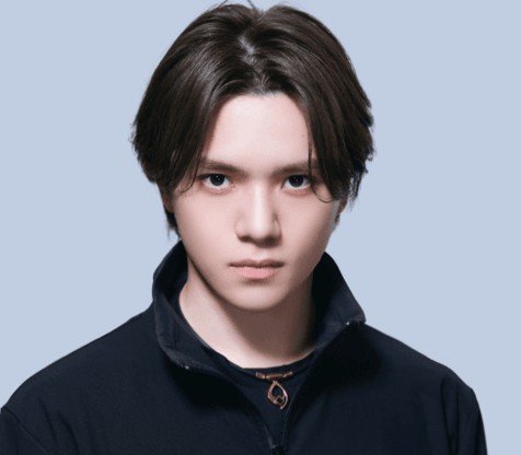 b1PiWLUxvJ22Npl's tweet photo. 3つの顔を持つ宇野昌磨氏
📲　🕹️　⛸️ https://t.co/ZDDQWOtpM6